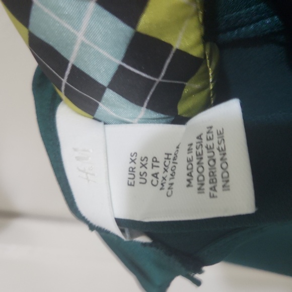 H&M Draped Blouse Green XS - Picture 8 of 16